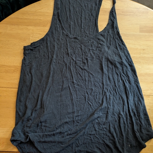 *6 shirts/lot* Crop top and tank top BUNDLE size medium and small - Picture 9 of 15